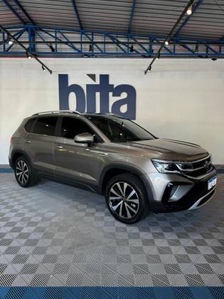 VOLKSWAGEN TAOS 1.4 250 TSI TOTAL FLEX HIGHLINE AUTOMÁTICO
